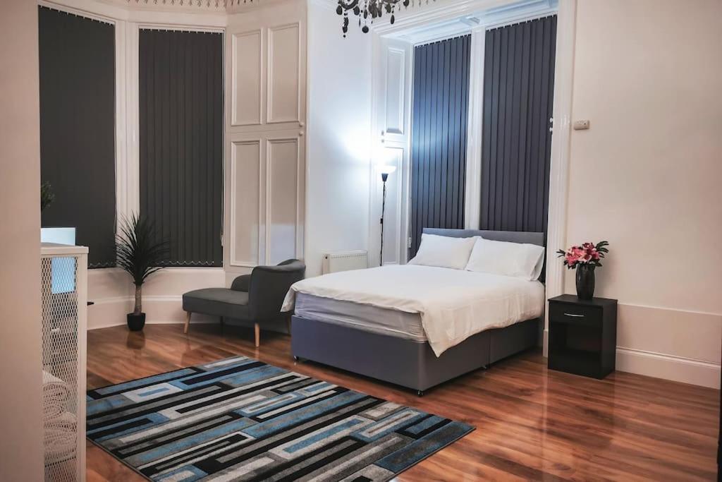 S.H Apartments กลาสโกว์ ภายนอก รูปภาพ