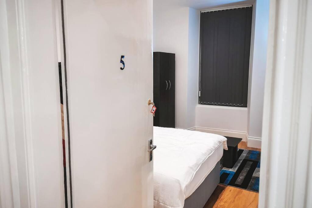 S.H Apartments กลาสโกว์ ภายนอก รูปภาพ