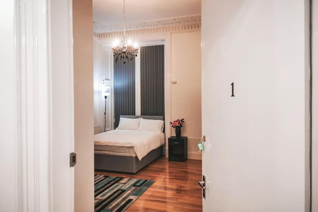 S.H Apartments กลาสโกว์ ภายนอก รูปภาพ